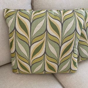 Accent pillows